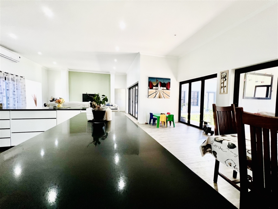 4 Bedroom Property for Sale in Mount Royal Golf Estate Western Cape